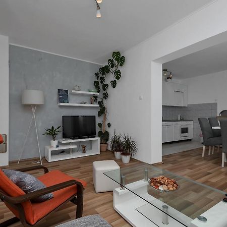 Apartment Sabina Makarska Esterno foto