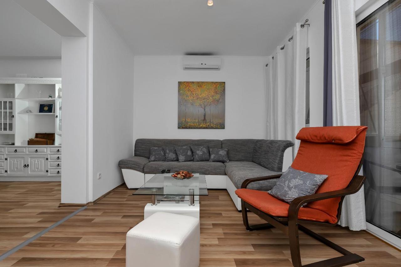 Apartment Sabina Makarska Esterno foto