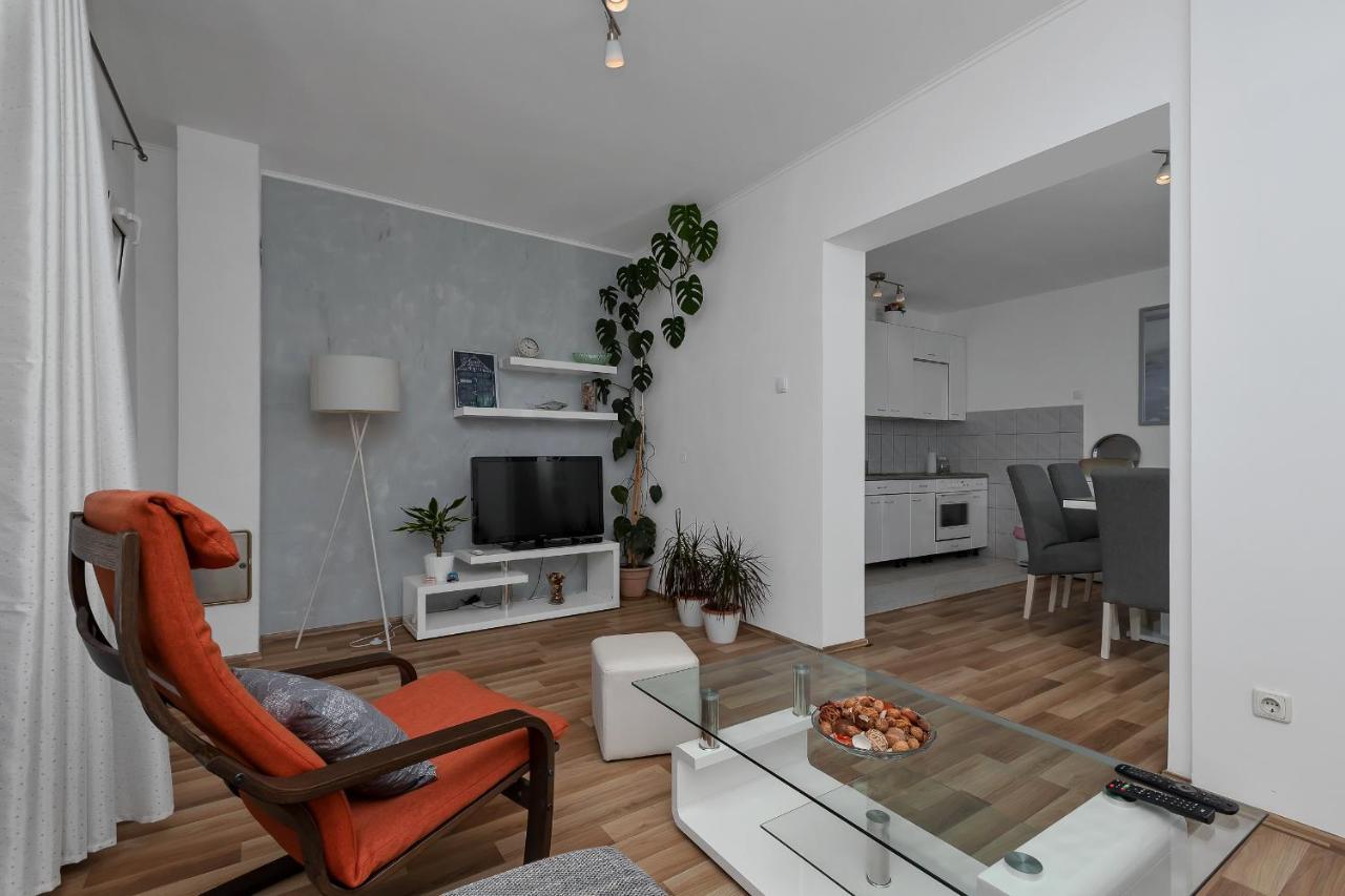 Apartment Sabina Makarska Esterno foto